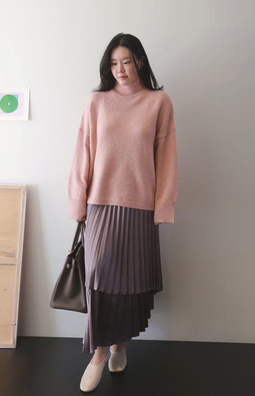 Ribbed Openings Side Slit Sweater