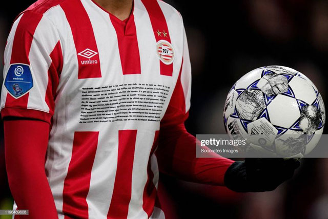 Baju dengan Sponsor Amat Panjang (PSV, 2020)