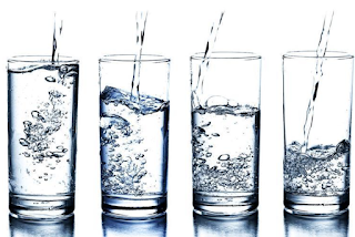 Should I drink 25 glasses of water like Tom Brady? Experts say no 