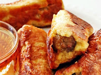 SAUSAGE FRENCH TOAST ROLL-UPS