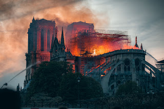 Reflexión sobre Notre Dame y el mundo