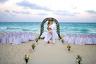 Beach Locating The Perfect wedding Dress