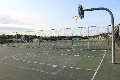 Quashnet courts