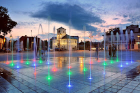 Piaseczno rynek fontanna 