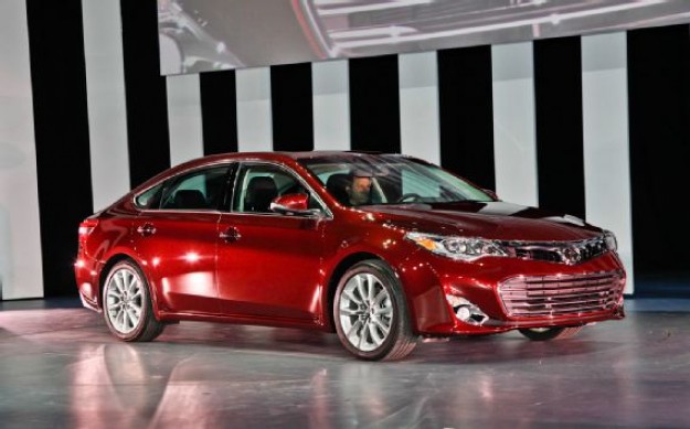 2013-Toyota Avalon.jpg