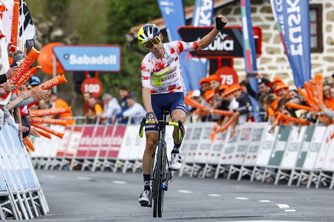 Louis Meintjes ganó la cuarta etapa de la Itzulia en Legutio