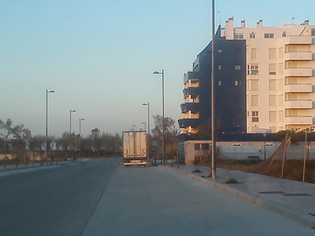 http://www.panoramio.com/photo/104822647