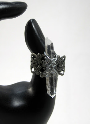 Double Terminated Crystal Point Ring