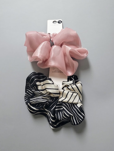 Primark Giant Scrunchies