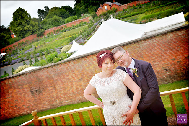 Picture Box at Sugnall Walled Gardens, Wedding Photography at Sugnall Walled Gardens, Sugnall Walled Gardens, Picture Box, Wedding Photos, Weddings Staffordshire, Picture Box, Wedding Photography by Picture Box, Wedding Photography Staffordshire, Photography Sugnall Walled Gardens, Weddings Sugnall Walled Gardens, Staffordshire Wedding Photographer, Eccleshall Weddings, Eccleshall Photography, Elite Wedding Cars.