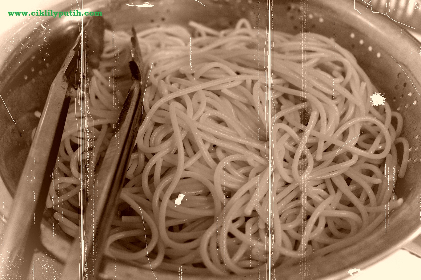 CikLilyPutih The Lifestyle Blogger: Aku Masak Spagheti 