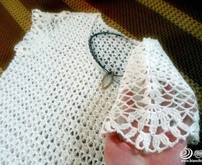 crochet sweater,lacy crochet cardigan pattern,crochet coat,crochet jacket,crochet bolero,crochet patterns,crochet cardigan,crochet cardigan pattern,crochet shrug,crochet ideas,