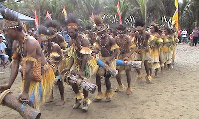 Tarian Tradisional Provinsi Papua-Sajojo