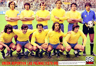 U. D. LAS PALMAS - Las Palmas de Gran Canaria, España - Temporada 1979-80 - Estévez, Gerardo, Felipe, Toledo, Marrero y Pérez; Jorge, Antonio Jorge, Morete, Noly y Echarri - CLUB ATLÉTICO DE MADRID 0 U. D. LAS PALMAS 0 - 28/10/1979 - Liga de 1ª División, jornada 7 - Madrid, España, Estadio Vicente Calderón - Las Palmas se clasificó 12º en la Liga de 1ª División, con Antonio Ruiz de entrenador