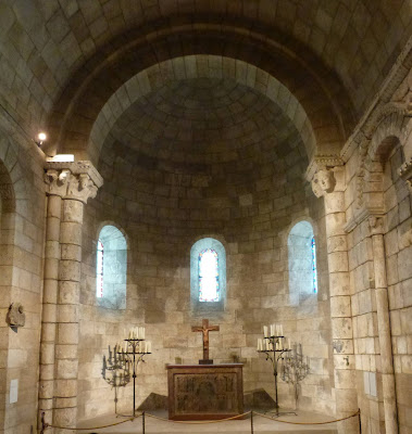 ROMÁNICO EN NUEVA YORK. THE CLOISTERS MET. Capilla de Notre-Dame du Bourg. Ábside