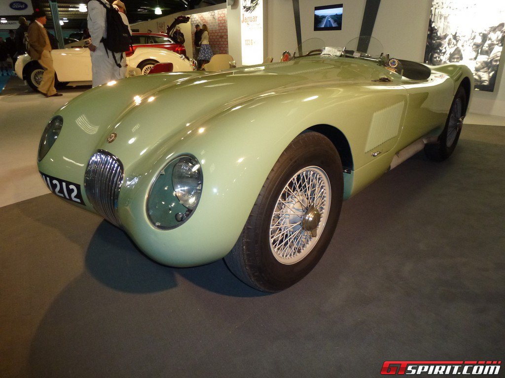 goodwood-revival-2012-the-earls-court-motor-show-010