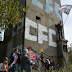 Wiederaufbau der Mauer
