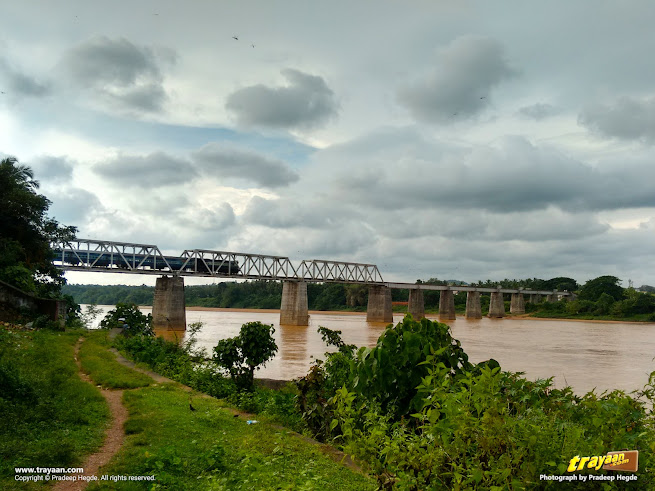 Bengaluru-Mangaluru train crossing Netravathi in bridge near Nandavara