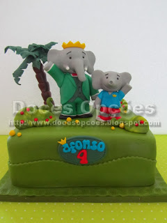 Bolo aniversário com o Babar e as aventuras de Badou bragança