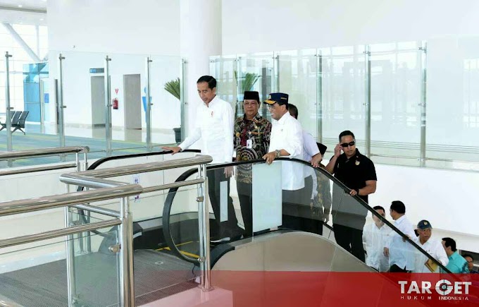 Presiden Joko Widodo Kagumi Terminal Baru Bandara Internasional Syamsuddin Noor