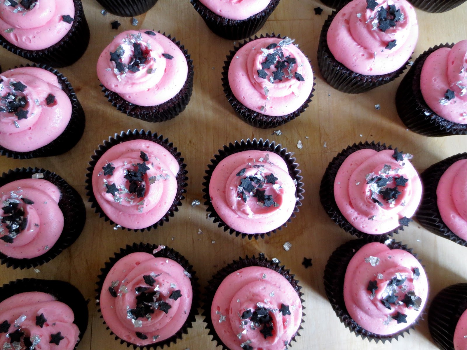 Black Foil Cupcake Liners