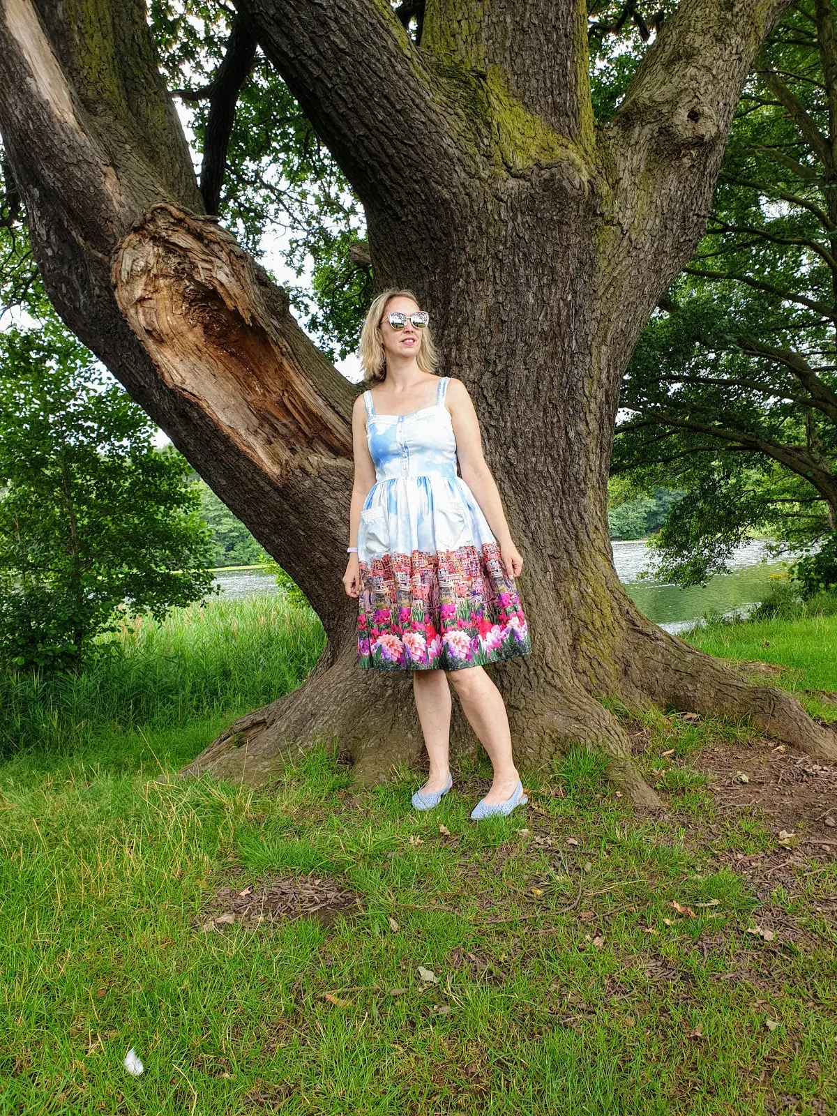 Vintage Tea Dress Perfect For Afternoon Tea Week