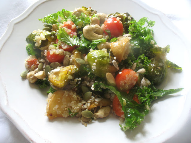 Quinoa Salad with Vegetables and Cashews