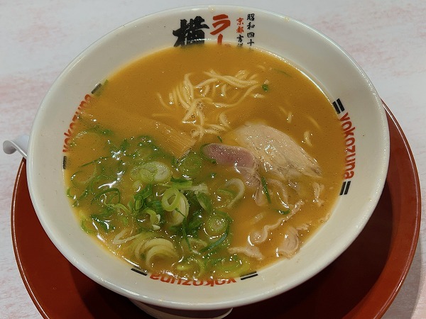 ラーメン横綱 寝屋川店のラーメン