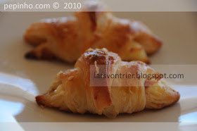 Semihojaldrados de queso-croissants “salados”