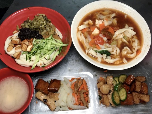 中原素麵食~台北捷運善導寺站素食、胡天蘭老師推薦素美食