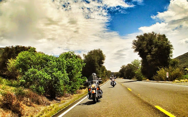 women-riding-motorcycles