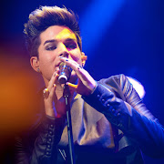 . por Javier Muruzábal Cuevas Etiquetas: adam lambert, rihanna, stay