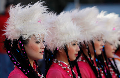 2009 Chinese New Year Celebrations Seen On coolpicturesgallery.blogspot.com Or www.CoolPictureGallery.com