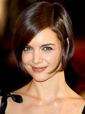 short hairstyles for oval shaped faces. has a heart-shaped face