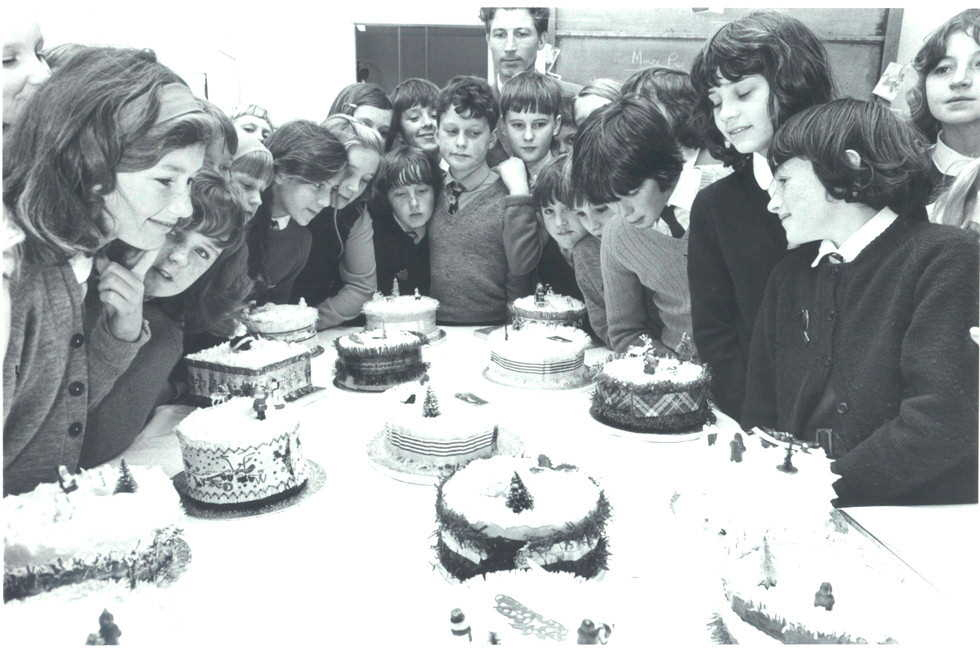 Admiring the Christmas cakes: children from Geason's Lane Primary School, Plymouth, in 1971