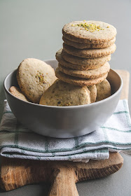 Biscotti ai pistacchi senza lattosio