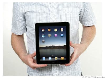  Apple iPad (16GB)