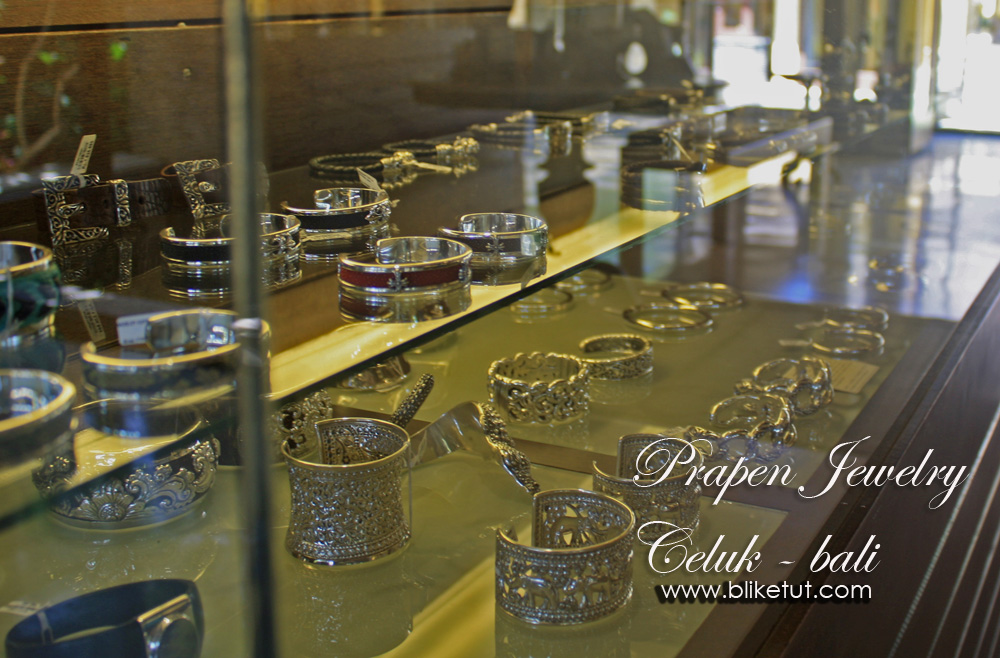 Bali Photo Gallery: Foto Prapen Jewelry,Celuk,Bali