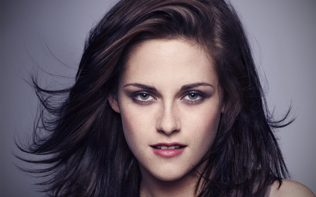 Kristen Stewart beautiful eyes