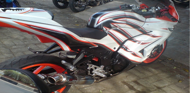 1000 Foto Modifikasi Motor CBR 150 R