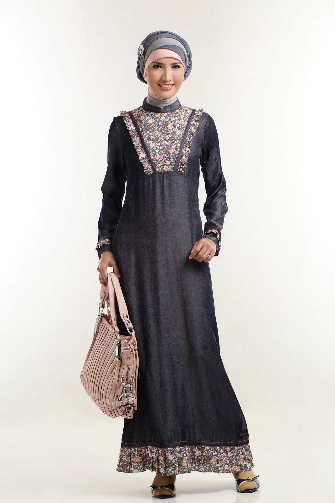 Model Baju Gamis Variasi Brokat