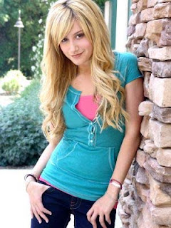 Ashley Tisdale so pretty