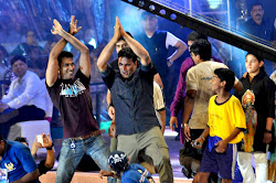 Hrithik Emraan Akshay and others at Shree Sankalp Pratishthan Dahi Handi celebration