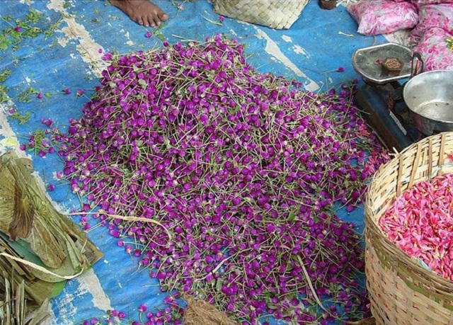 A Beautiful Flower Market in TamilNadu.6