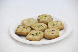 KAJU PISTA COOKIES / CASHEW PISTACHIO COOKIES / KAJU PISTA BISCUIT / ATTA PISTA COOKIES / WHOLE WHEAT PISTACHIO CAHSHEW COOKIES