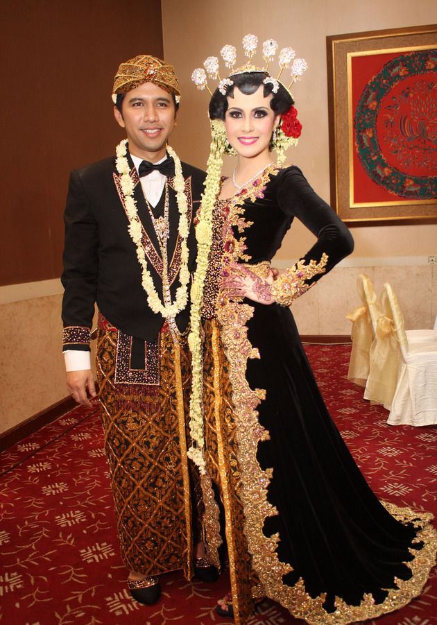 50 Gambar Model Baju Kebaya Pengantin Elegan dan Modern 