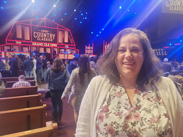 Experience Country Music Legends at the Grand Ole Opry