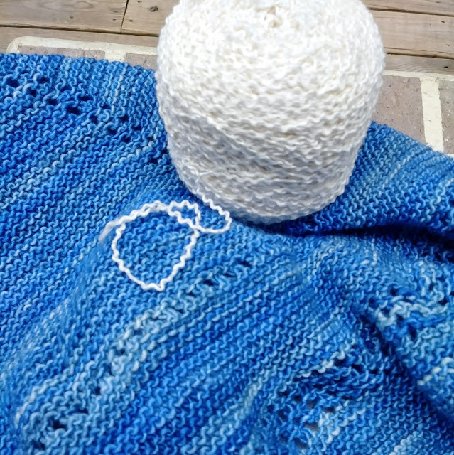 Knitting a garter stitch shawl