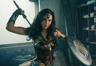 wonder woman: prometedores nuevos spots