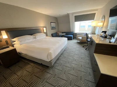 guest room at Hotel RIU Plaza Fisherman's Wharf in San Francisco, California